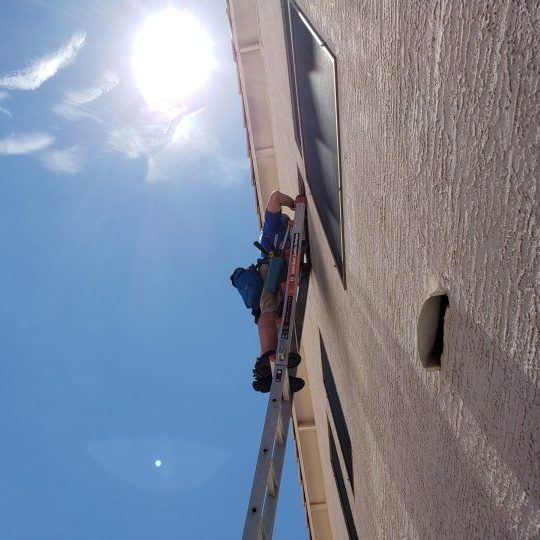 cleaning windows in Chandler, Arizona